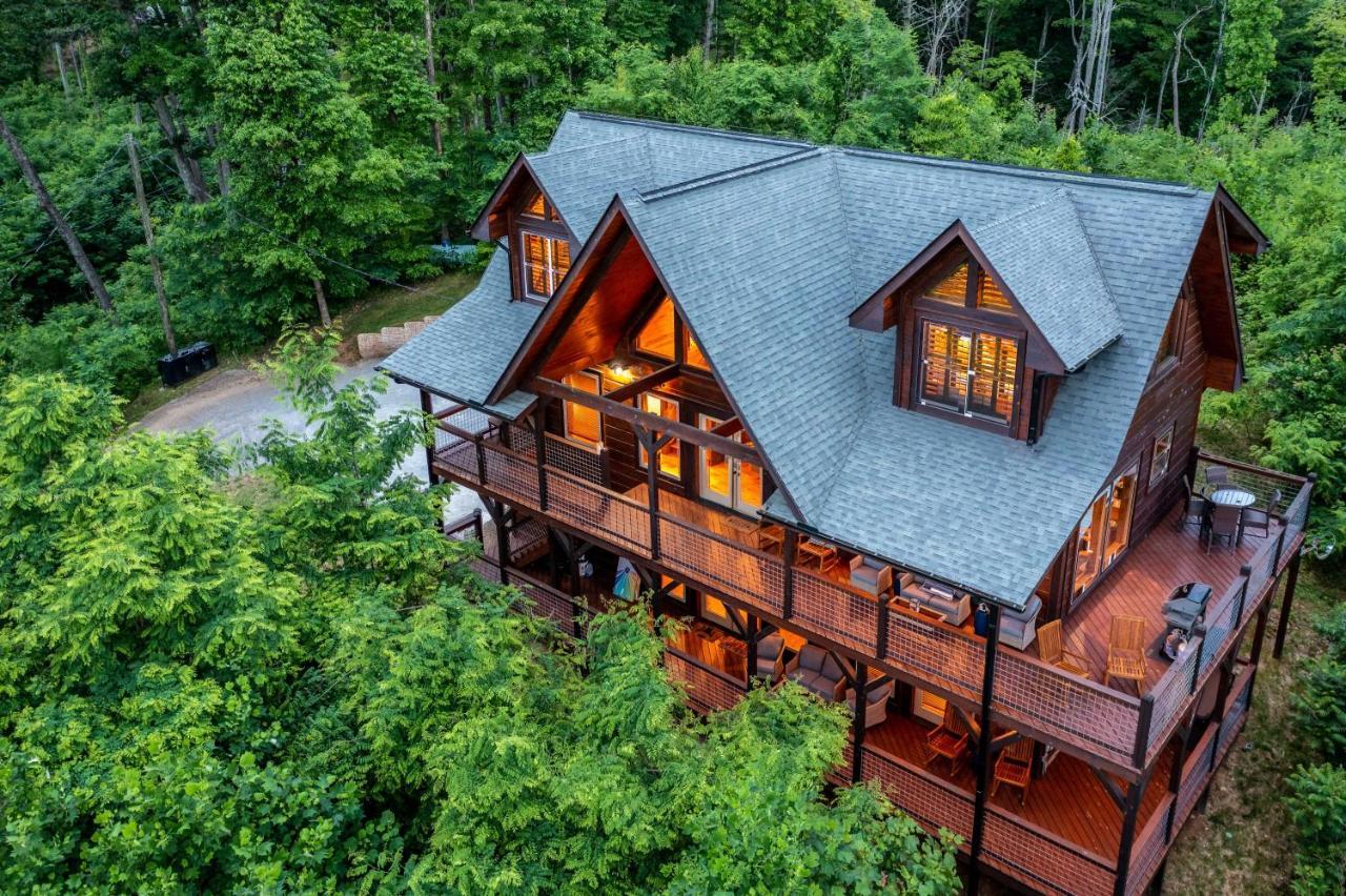The Solstice - Amenities Galore Mountain Retreat Гетлинбург Екстериор снимка