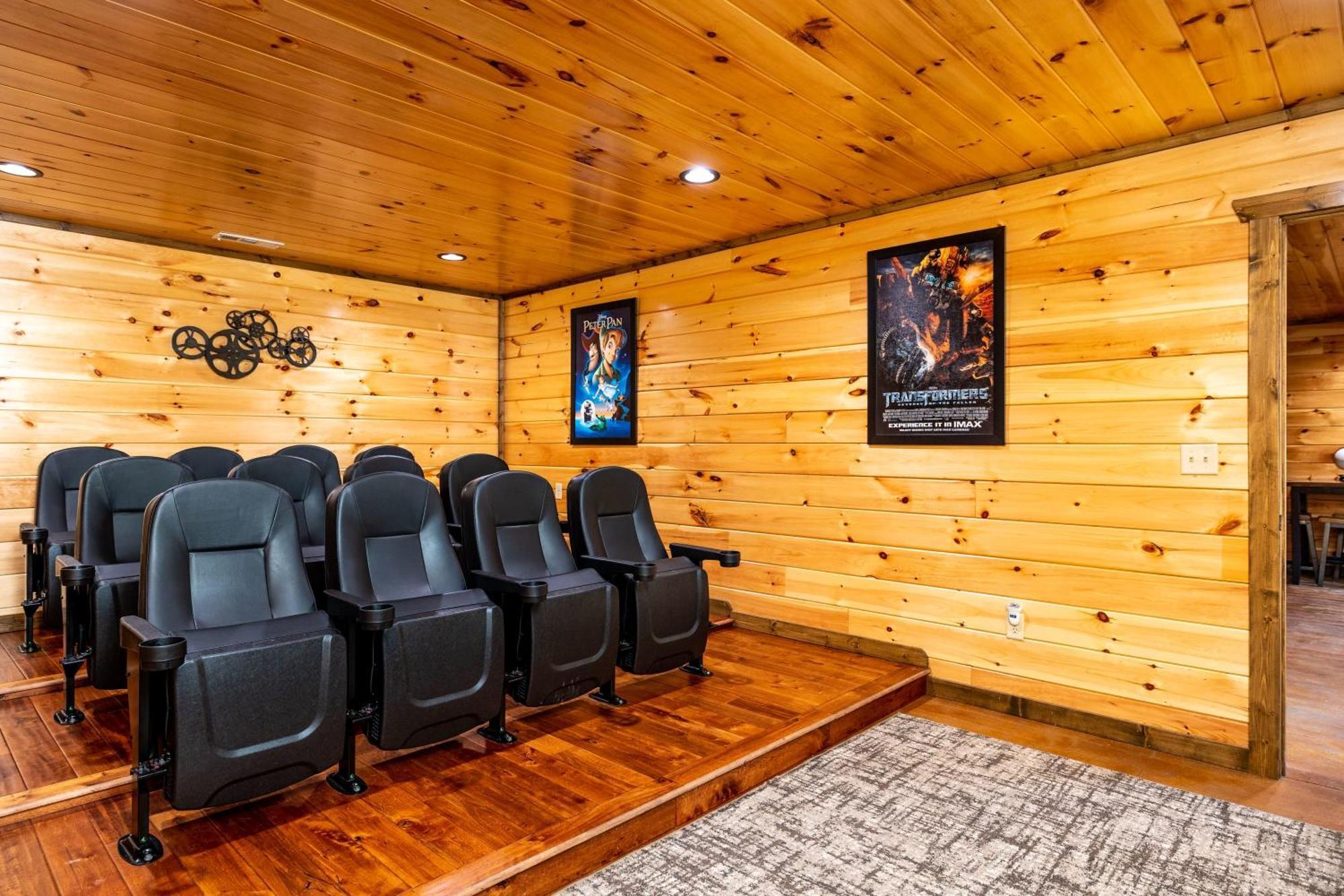 The Solstice - Amenities Galore Mountain Retreat Гетлинбург Екстериор снимка