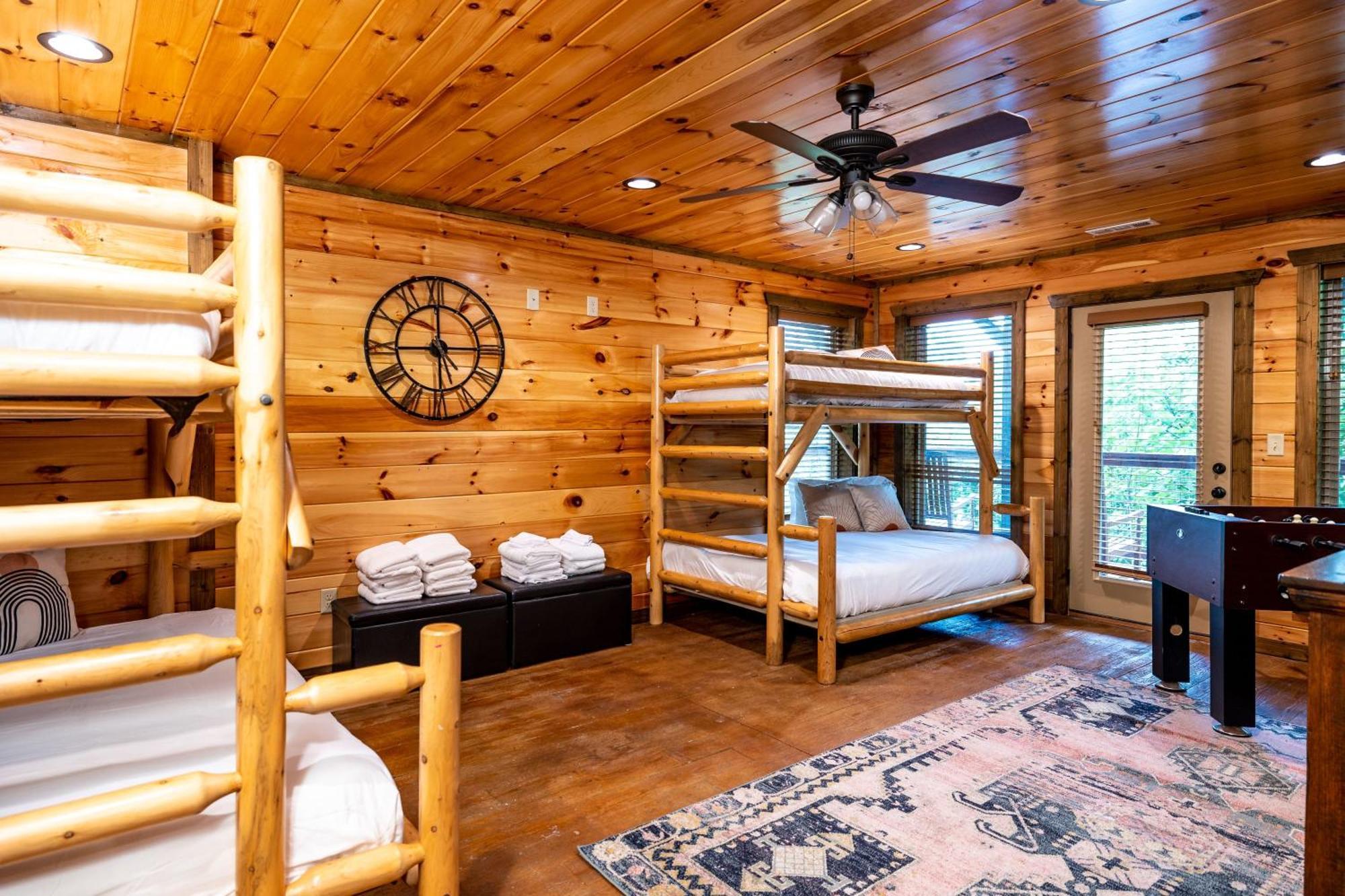 The Solstice - Amenities Galore Mountain Retreat Гетлинбург Екстериор снимка