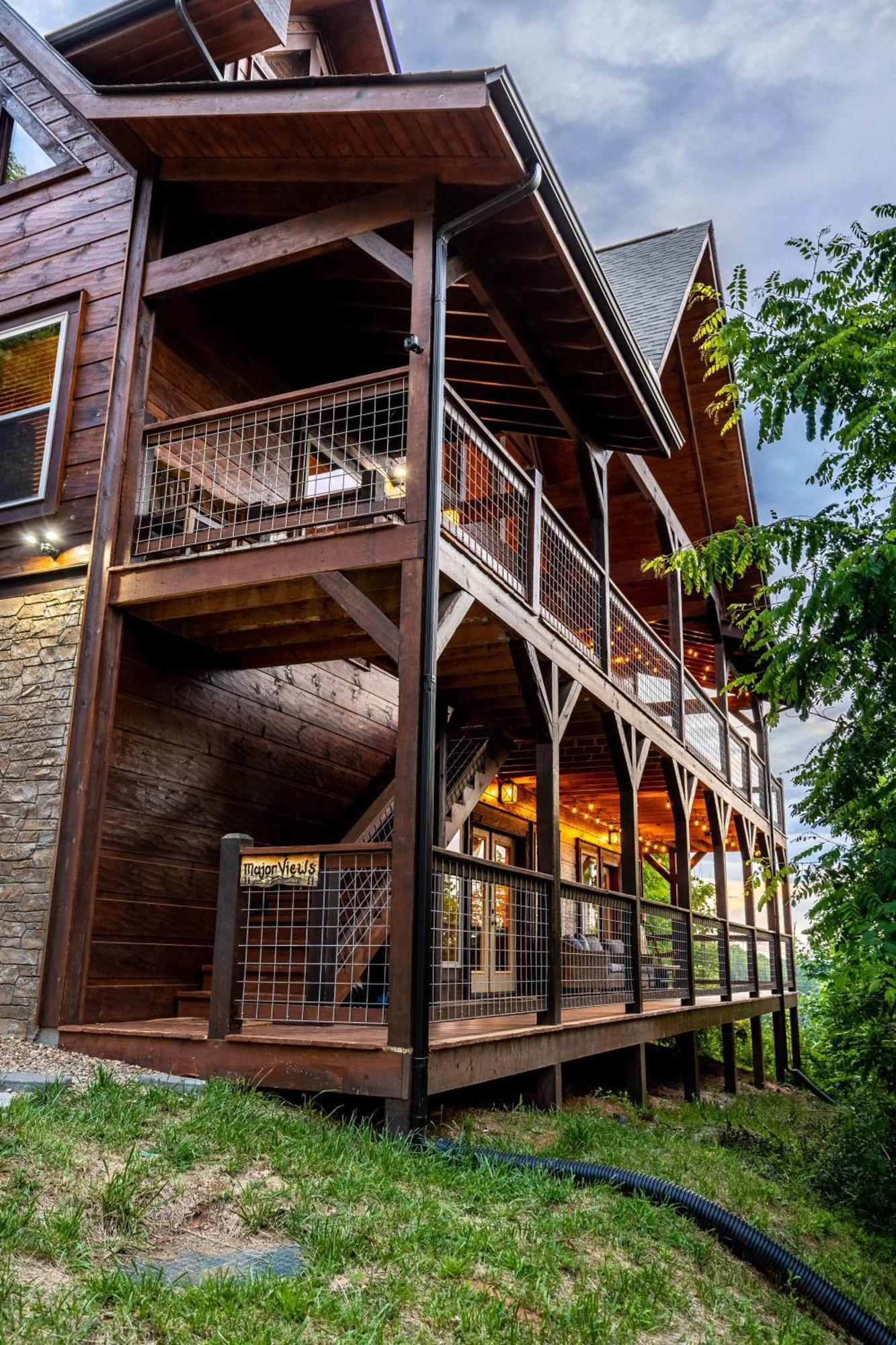The Solstice - Amenities Galore Mountain Retreat Гетлинбург Екстериор снимка