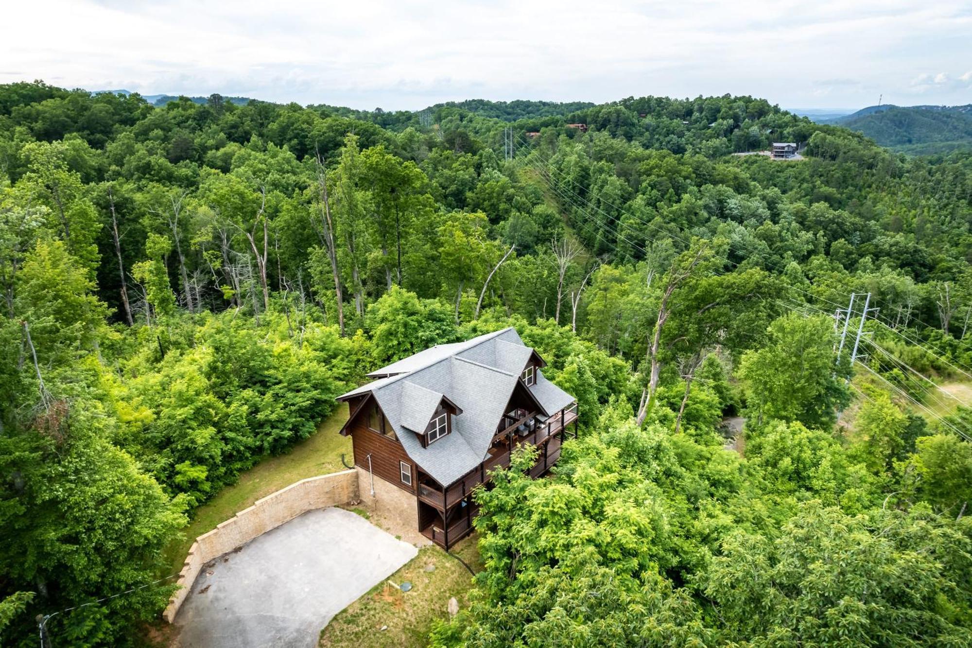 The Solstice - Amenities Galore Mountain Retreat Гетлинбург Екстериор снимка